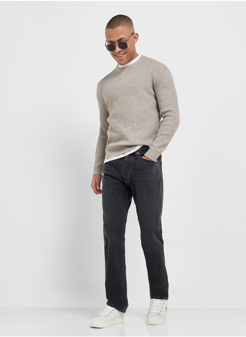 Straight Jeans