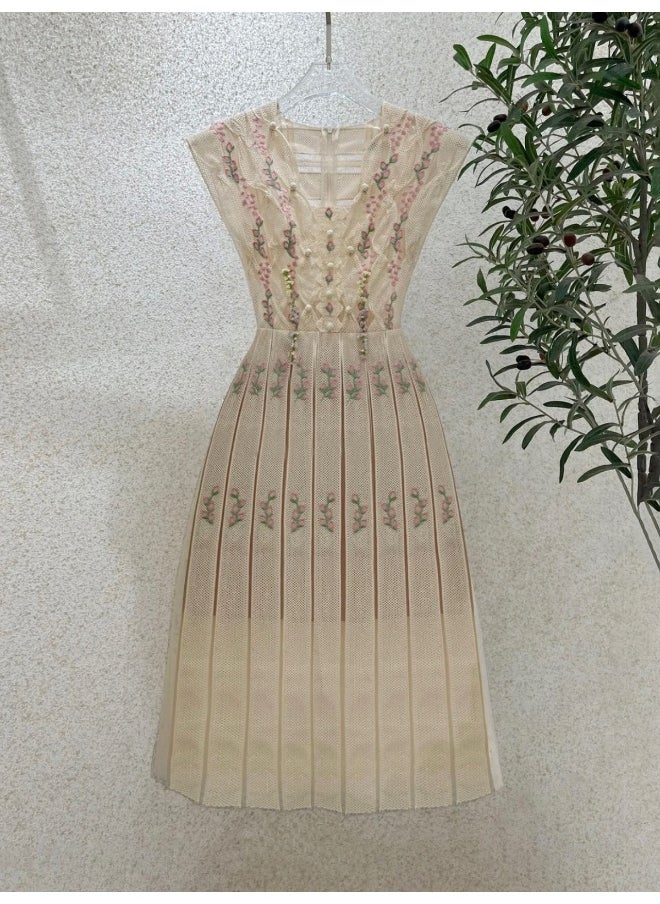 Niche Floral Embroidered Sleeveless V-Neck Dress - Sweet Luxury Women's Wear