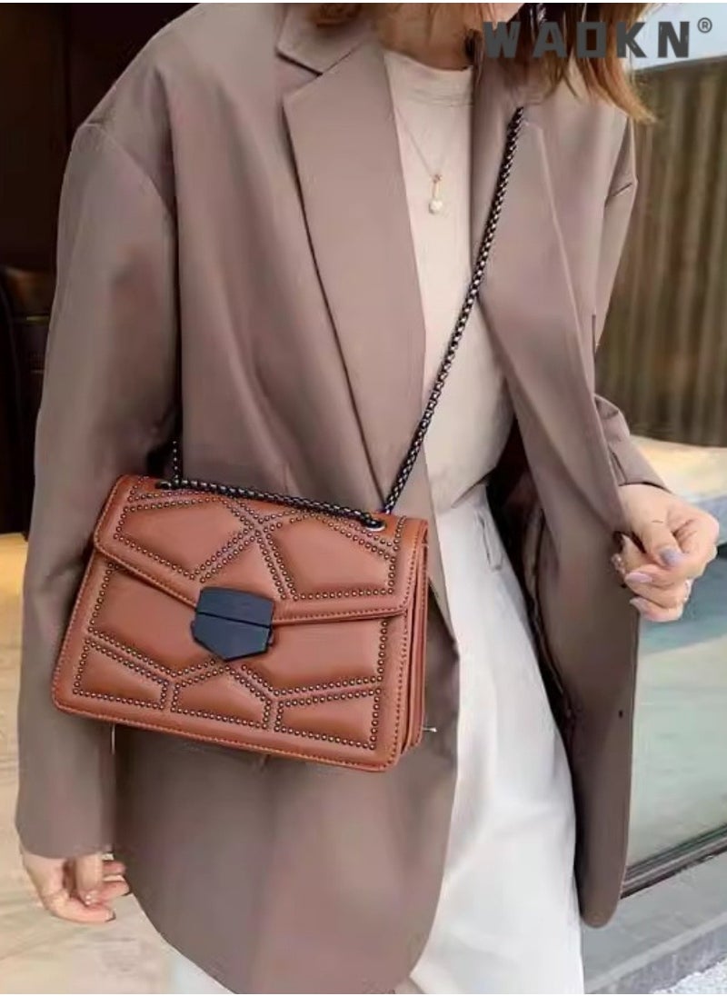 Women's Fashionable and Minimalist Shoulder Bag, Ladies Rivet Chain Small Square Bag Crossbody Bag Sling Bag Side Bag, Daily Commuting Handbag Carry Bag Gift Bag