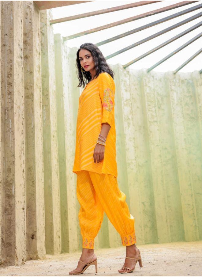 Bright & elegant yellow printed kurta set