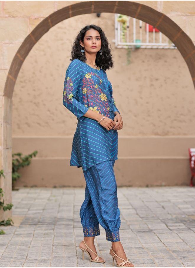 Grace in Every Step with This Elegant Blue Embroidered Kurta Set