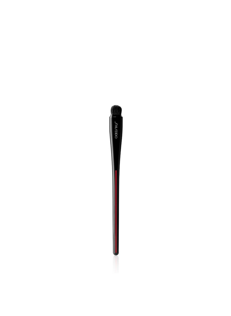 Shiseido HANEN FUDE Eye Shading Brush - Semi-Circular Eyeshadow Brush for Powder, Cream & Gel Formulas - High-Performance, Synthetic Bristles - Made in Japan