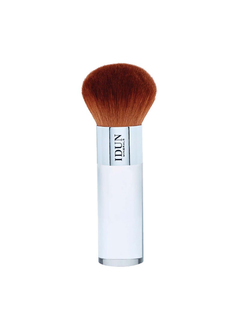 Idun Minerals - Powder Brush - Large Domed Top Fluffy Brush - Featuring An Elegant Wide Handle For Easy Grip - Feather Soft Bristles Gently Caress The Skin - Blended To A Perfect Finish - 1 Pc