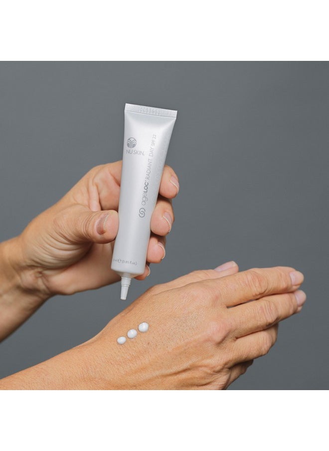 Nu Skin ageLOC Radiant Day SPF 22 | Broad-Spectrum UV Protection | Lightweight, Non-Greasy Daily Sunscreen | Supports Skin Hydration & Defense | Daily Skin Care | 30-Day Supply