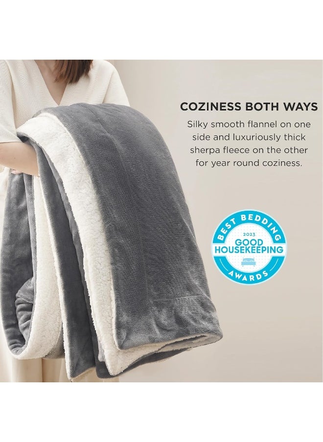 Bedsure Sherpa Fleece Blanket Queen Size Grey Plush Blanket Fuzzy Soft Blanket Microfiber