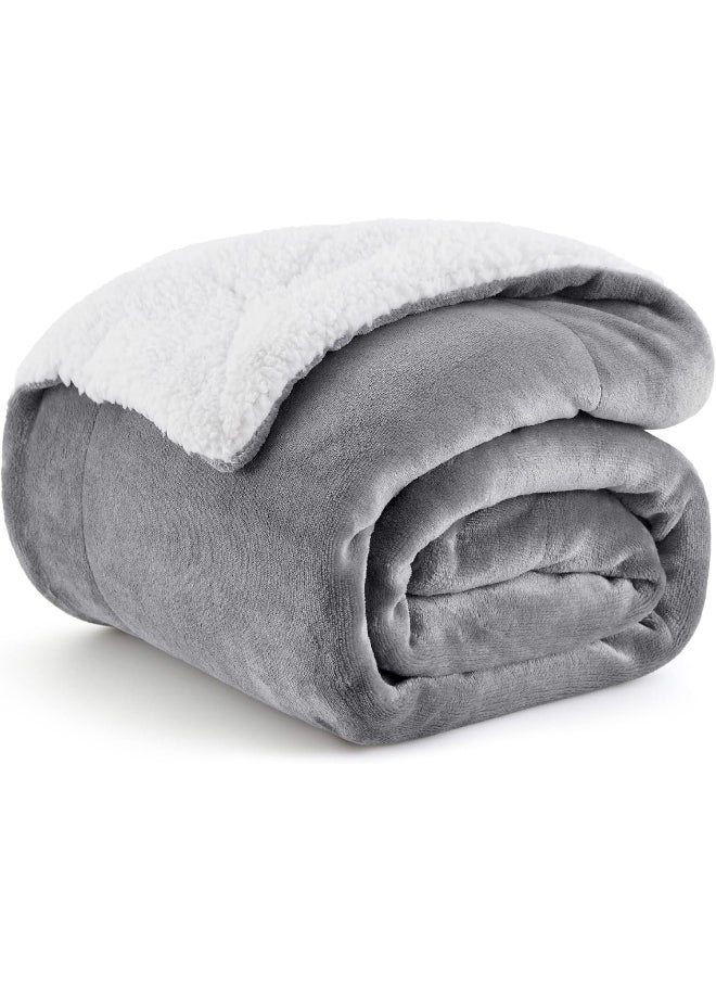 Bedsure Sherpa Fleece Throw Blanket - Fluffy Microfiber Solid Blankets for Bed and Couch Throw/Single Size, Silver Grey, 130x150cm