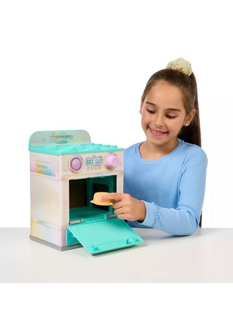 Cookeez Makery Party Treatz Oven - Styles May Vary
