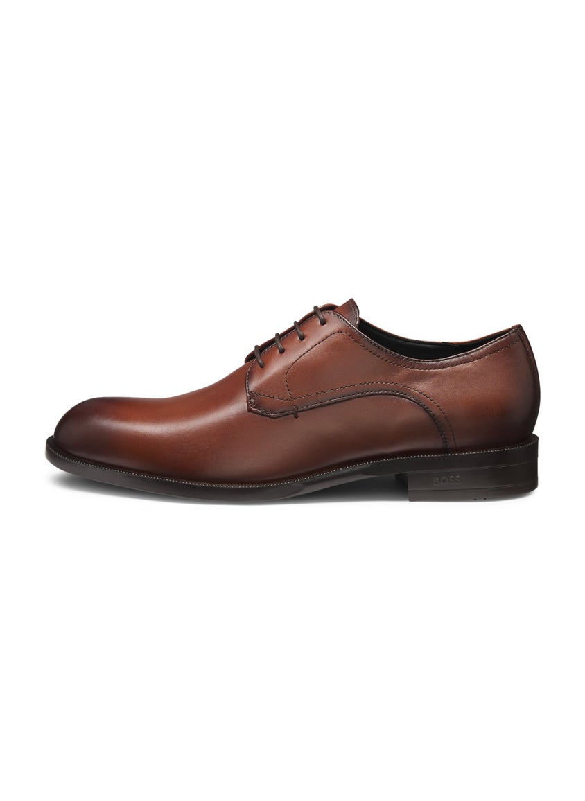 Leather Derby shoes with double stitching