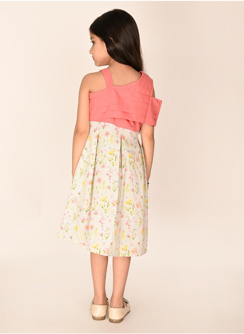 Pink Green Dresses Straight Fit made from Cotton featuring Self Design design and Round Neck neckline - Perfect for Festive!