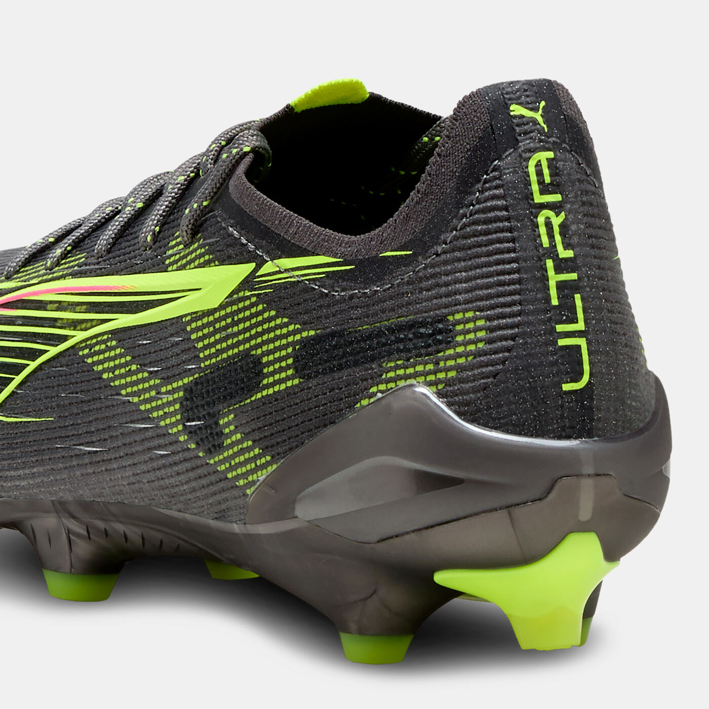 Men's ULTRA 5 ULTIMATE Firm Ground Football Shoes
