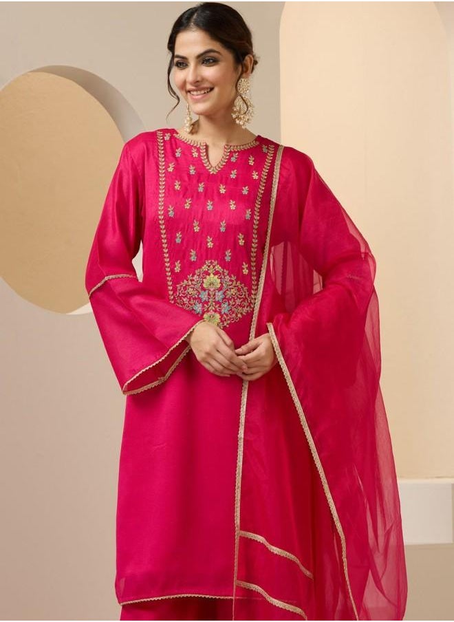 Three-Fourth Sleeve Women Pink Rayon Kurta Set with Embroidered pattern Tunic and Palazzo features a Round neckline and Three-Fourth Sleeve secured with Elastic closure and styled in Straight Fit ideal for Festive moments — crafted to elevate your special moments.