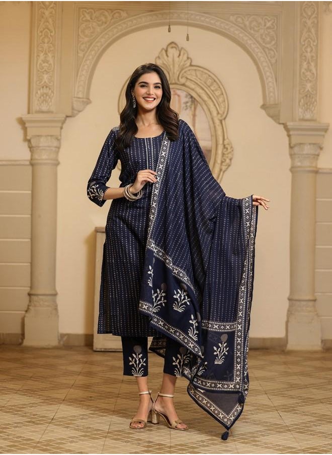 Elastic Women Navy Cotton Kurta Set with Embroidered pattern Tunic and Palazzo features a Round neckline and Three-Fourth Sleeve secured with Elastic closure and styled in Straight Fit ideal for Festive moments — exude elegance in every glance.