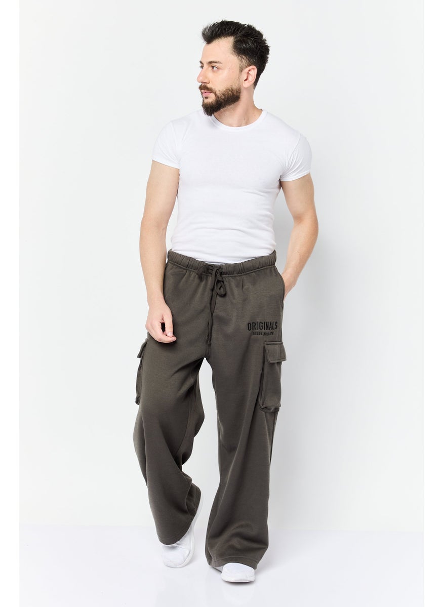 Men Regular Fit Embroidered Logo Cargo Pants, Dark Grey