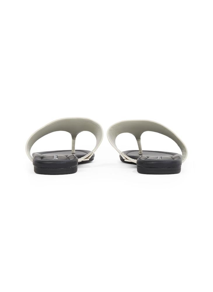 Causal Flat Sandals