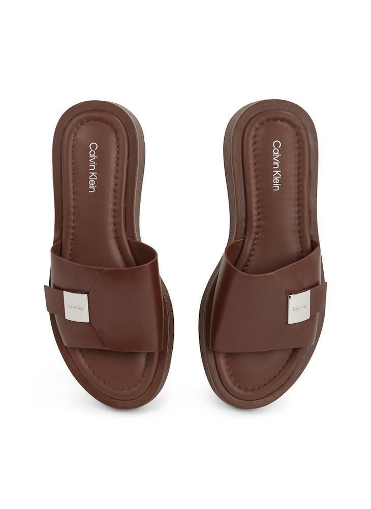 Causal Flat Sandals
