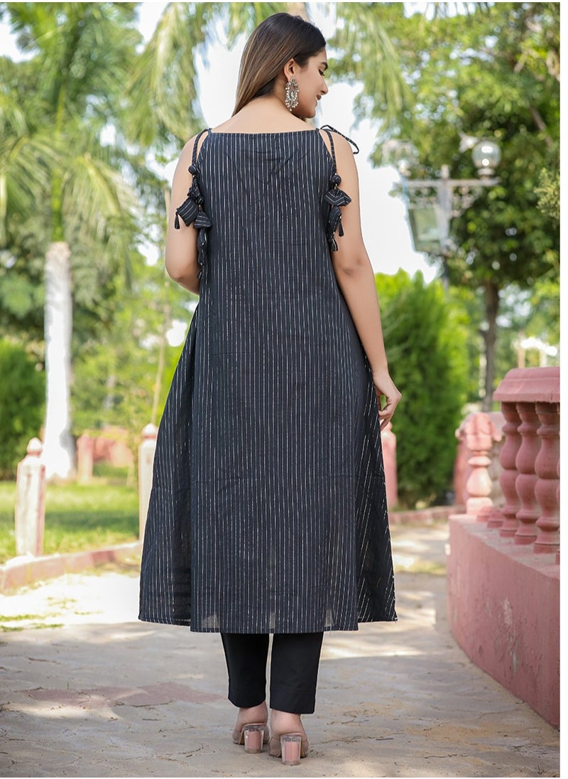 Black Sleeveless Cotton Kurta Pant Set with Dupatta