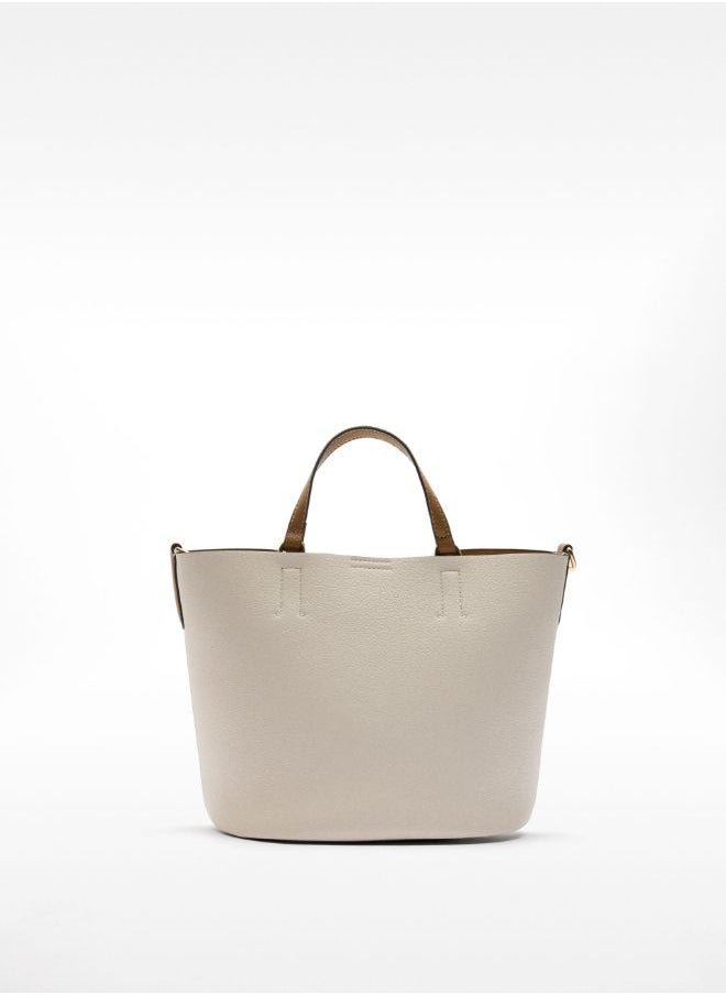TOTE BAG WITH CHARM