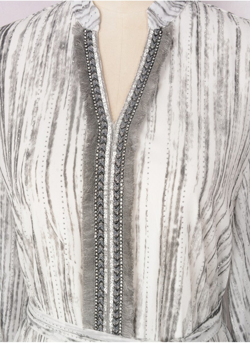 Ladies Exquisite Rhinestones Decoration Robe Elegant Loose Fit Long Dress Fashion Middle East Muslim Abaya Light Grey