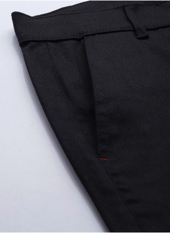 Men Slim Fit Solid Mid-Rise Stretchable Chinos