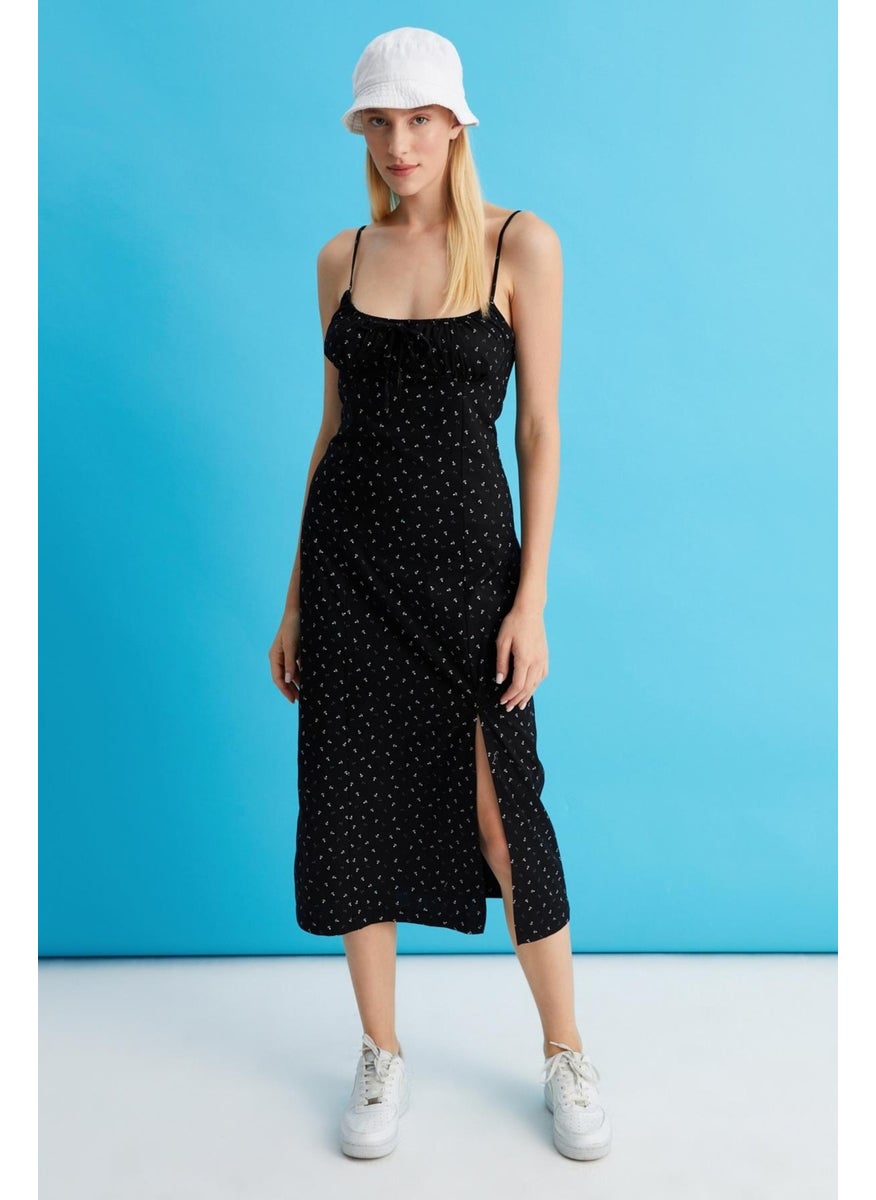 Thin Strapped Poplin Dress (B22-23200)