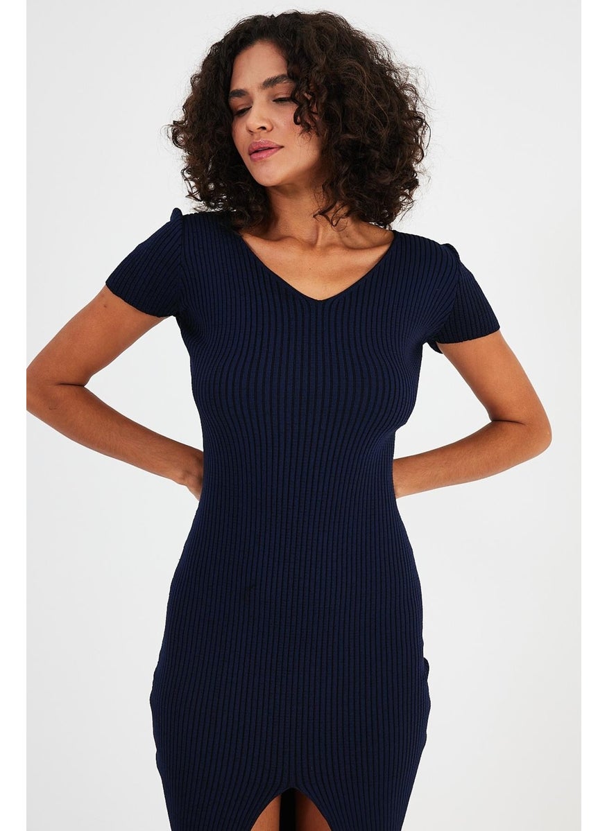 Short Sleeve V-Neck Dress(A92287-S)