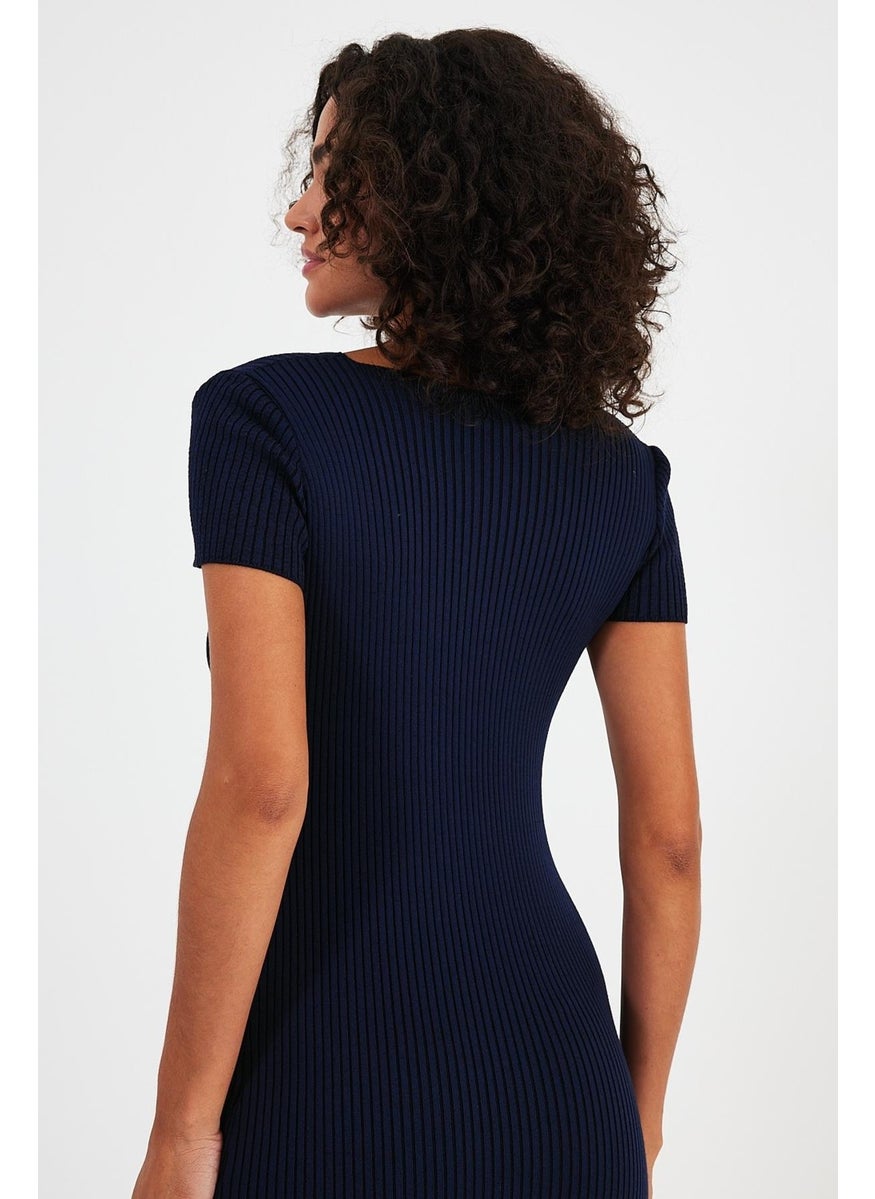 Short Sleeve V-Neck Dress(A92287-S)