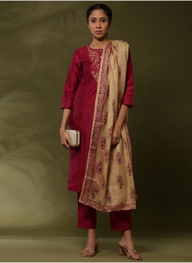 Embroideered 3pc kurta set with ontrast print dupatta-pink