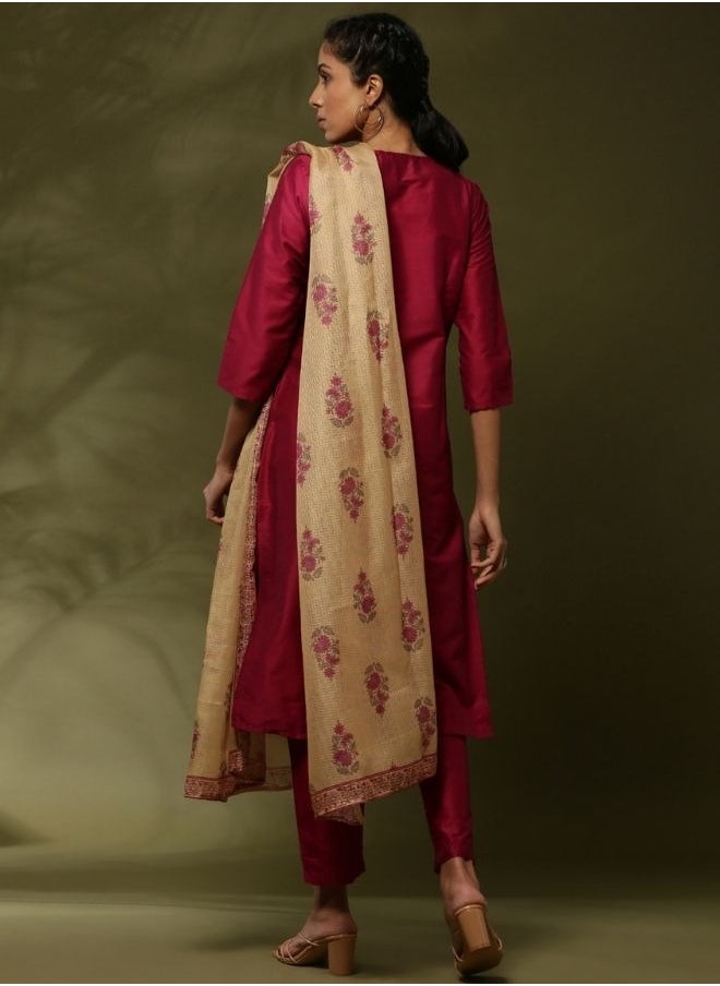 Embroideered 3pc kurta set with ontrast print dupatta-pink