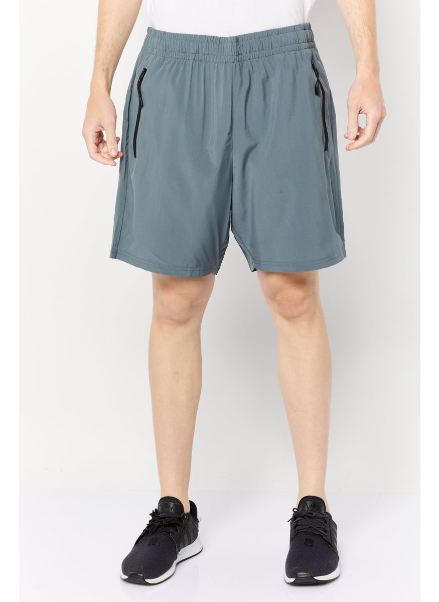 Men 2 Pieces Sportswear Fit 7 Inseam Training Shorts, Multicolor