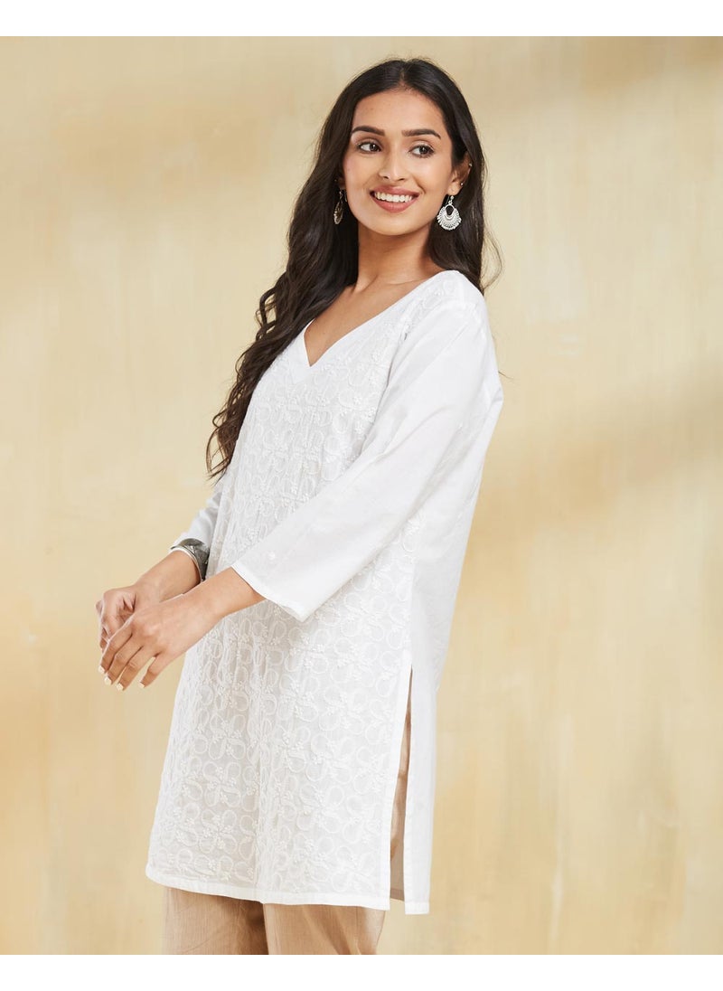 White Cotton Slim Fit Chikankari Short Kurta