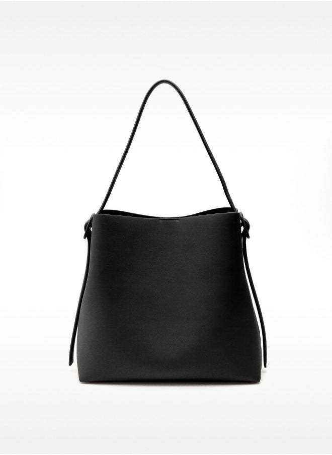 SHOULDER BAG WITH REMOVABLE BAG