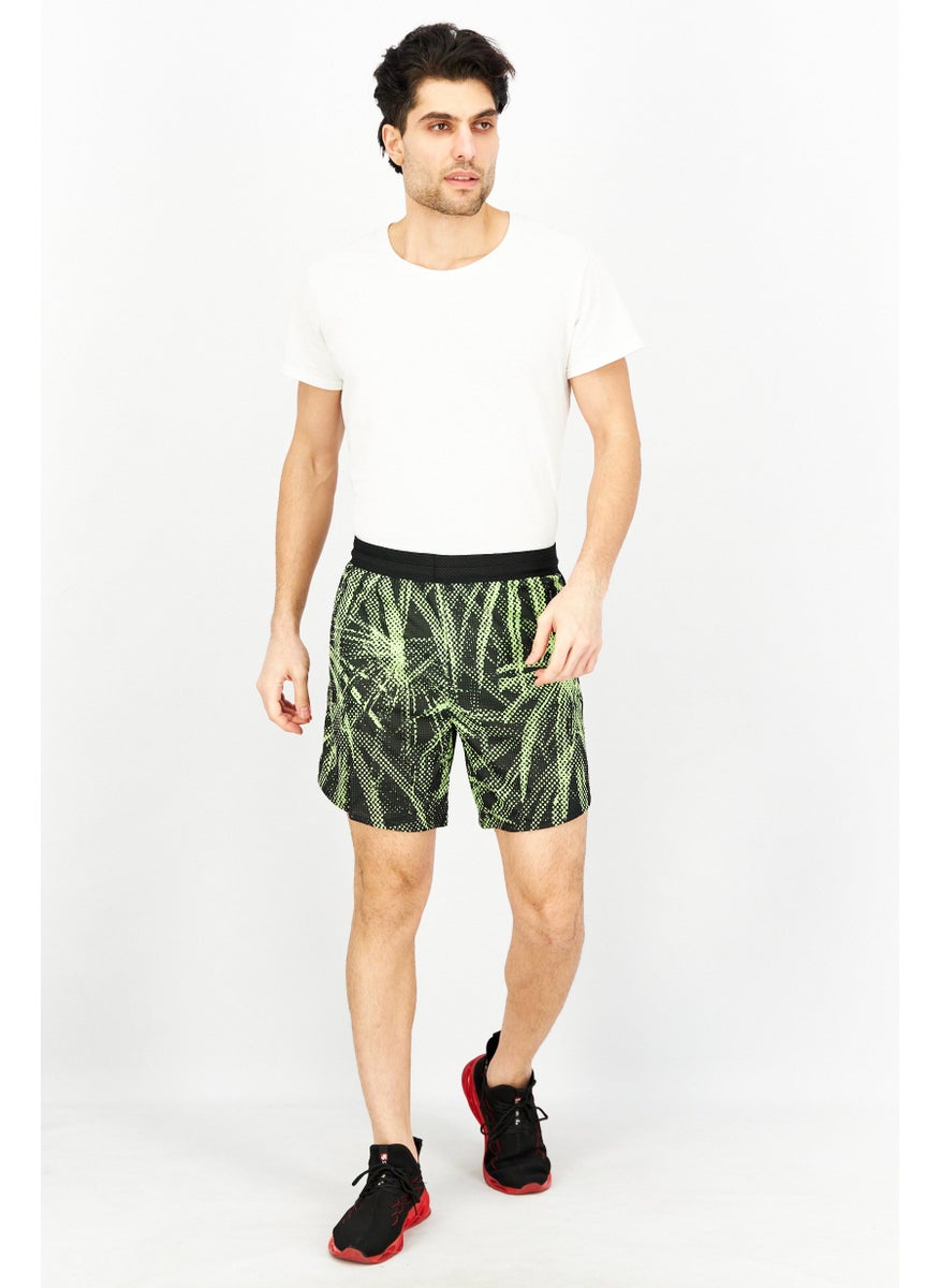 Men Sportswear Fit 7 Inseam Brand Logo Training Short, Black/Green