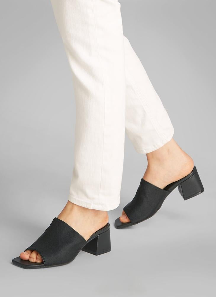 Causal Mid Heel Sandals