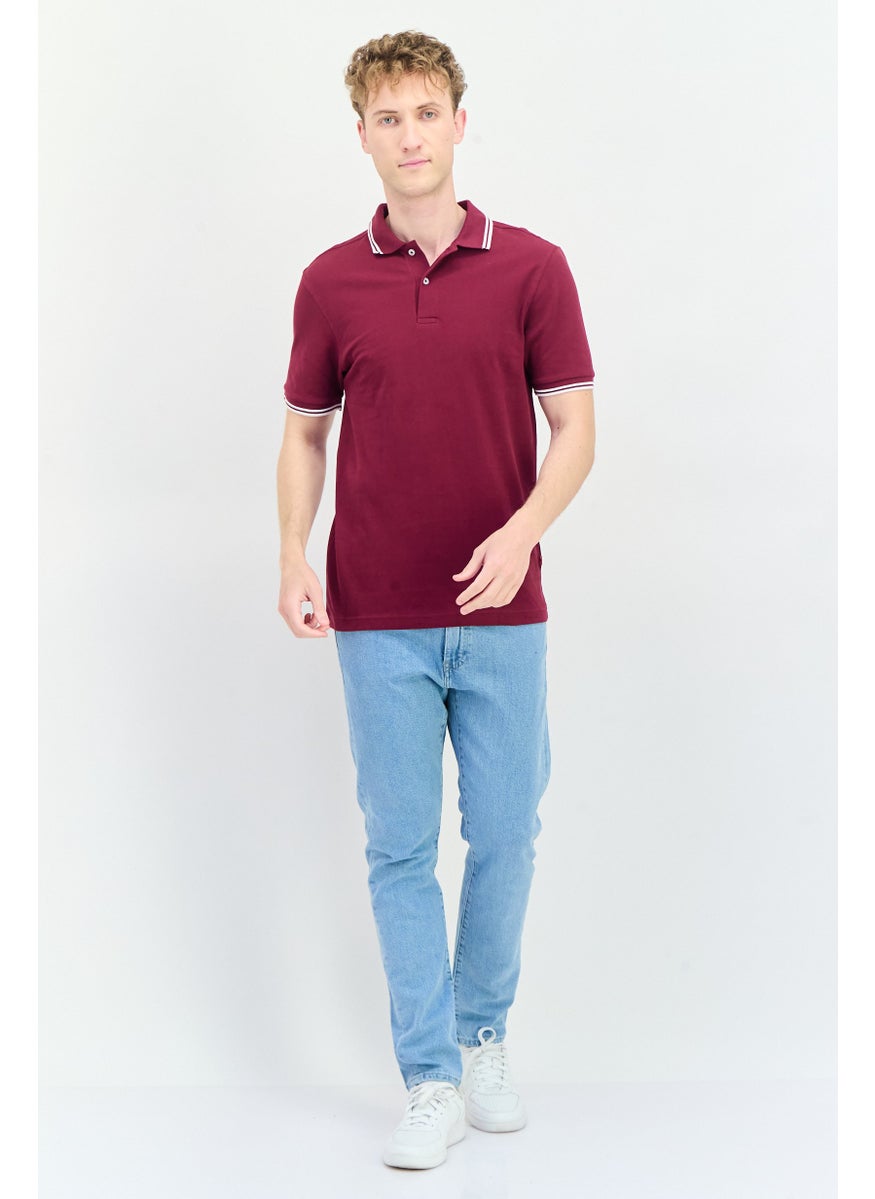 Men Regular Fit Textured Short Sleeves Polo Shirt, Maroon