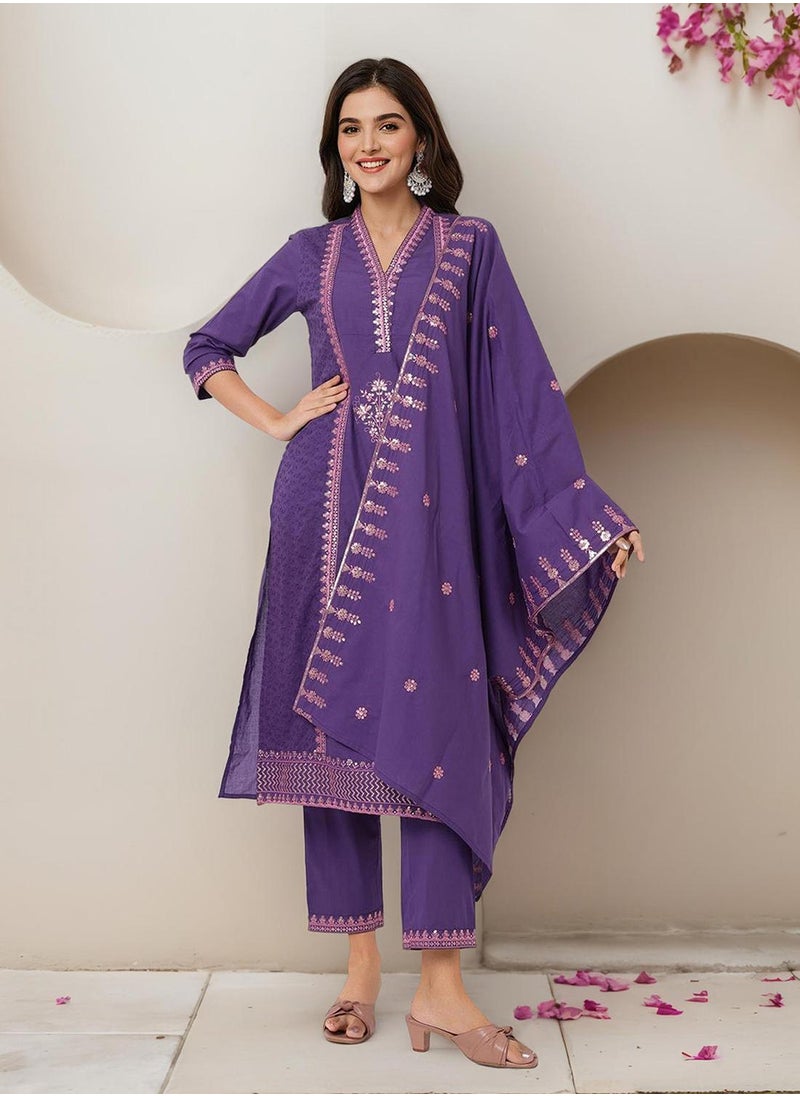 Regular Fit Embellished Pattern Round Neck Neck Three-Quarter Sleeve Lilac Colour Knitted Cotton Kurta Set for Women with Mid-Rise Closure - Perfect for your Festive Celebrations