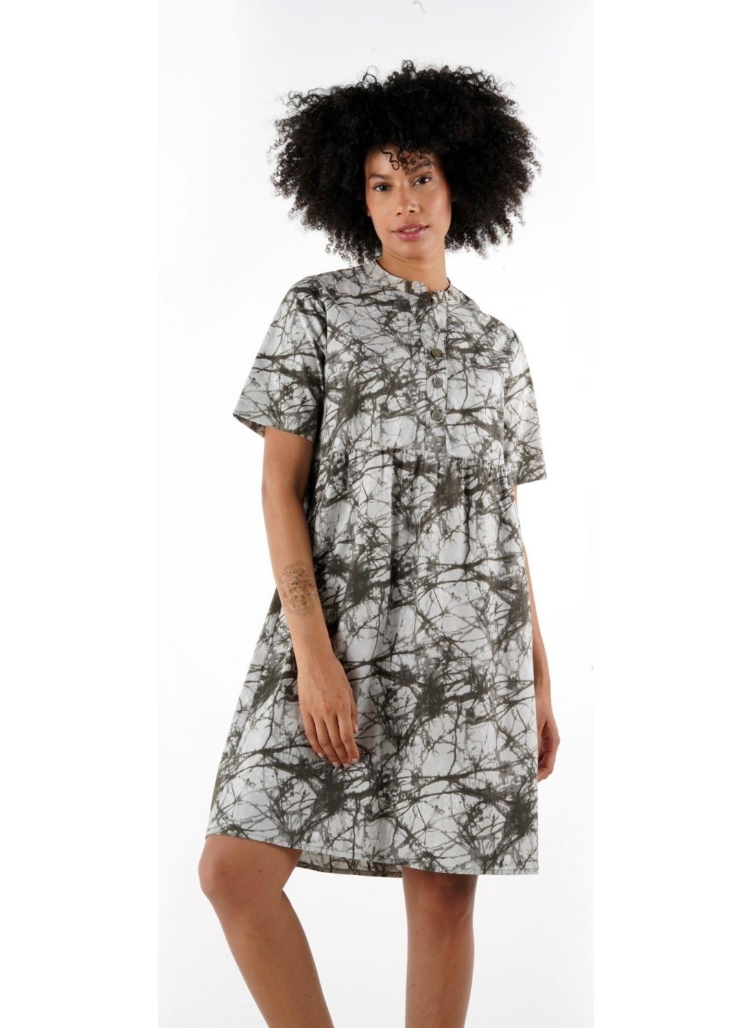 Patterned Buttoned Mandarin Collar Comfort Dress (B24-384 00)
