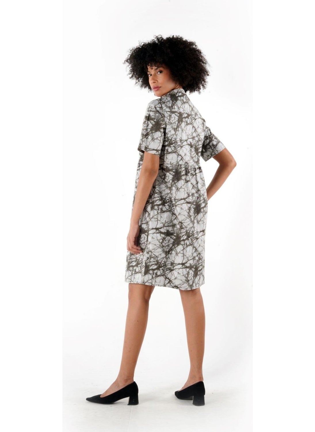 Patterned Buttoned Mandarin Collar Comfort Dress (B24-384 00)