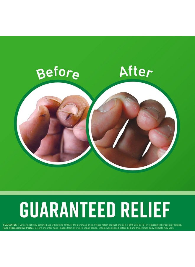 O'Keeffe's Giftbox Including Lip Repair with Cherry and Vitamin E Oil Stick, Working Hands Jar and Healthy Feet Jar