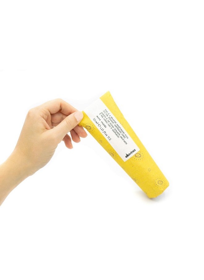 Davines This is a Relaxing Moisturizing Fluid, Heat Protection And Frizz Control For Sleek And Straight Styling, Moisturize With Humidity Control, 4.22 Fl. Oz.