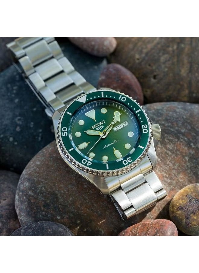 5 Sports Water Resistant Analog Watch SRPD61K1