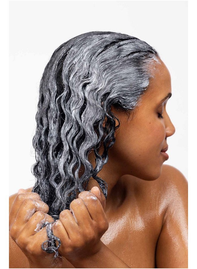 Maria Nila Coils & Curls Finishing Hair Mask, 8.5 Fl Oz, For Curly & Wavy Hair, Jojoba oil to Stay Hydrated while Washing, Shea butter for Curl Enhancement, 100% Vegan