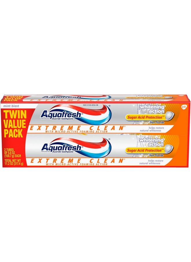 Aquafresh Extreme Clean Whitening Action Fluoride Toothpaste for Cavity Protection, 5.6 ounce Twinpack (Two 5.6oz tubes)