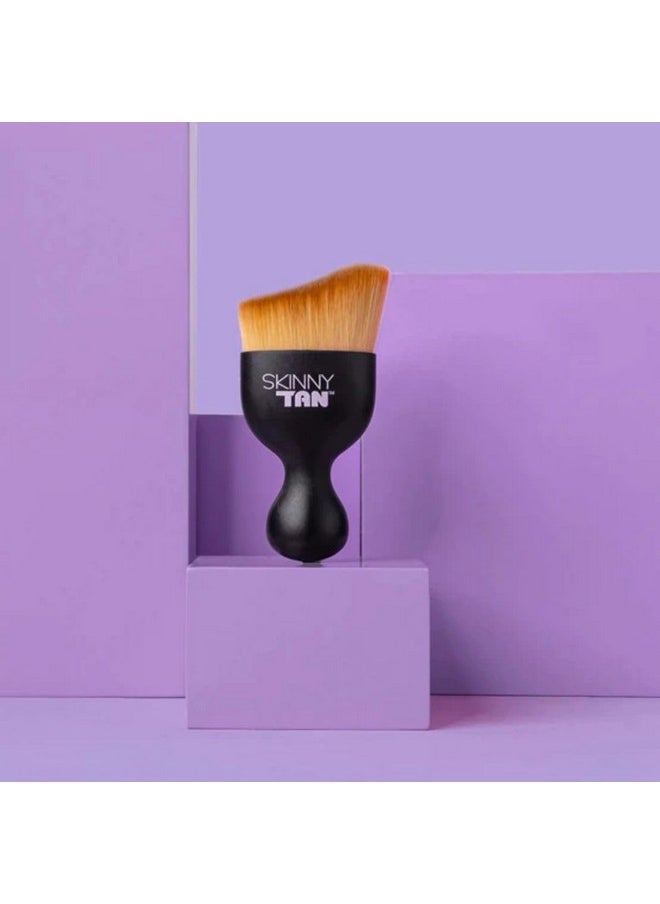 Skinny Tan Miracle Tanning Brush - Premium and Ultra-Soft Synthetic Bristles - Unique Ergonomically Shaped Tool - Perfect for Bronzing Tricky Areas - Streak-Free, Flawless Looking Finish - 1 pc