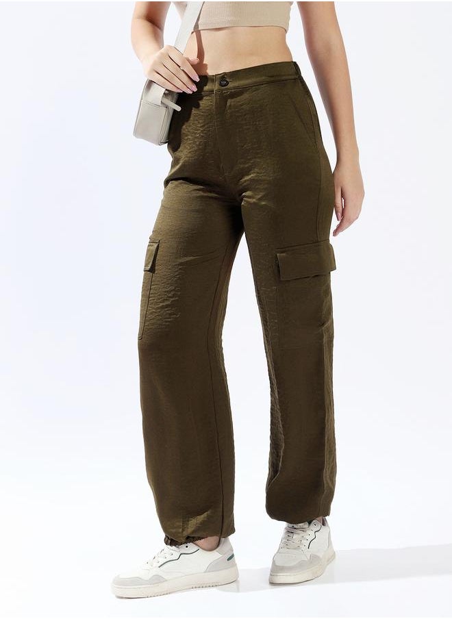 Women Trousers, Oversized, Solid, Dark Olive, in 100% Polyester, Button closure, Woven weave, High-Rise waist, perfect for Casual. Stay ahead of the trend!