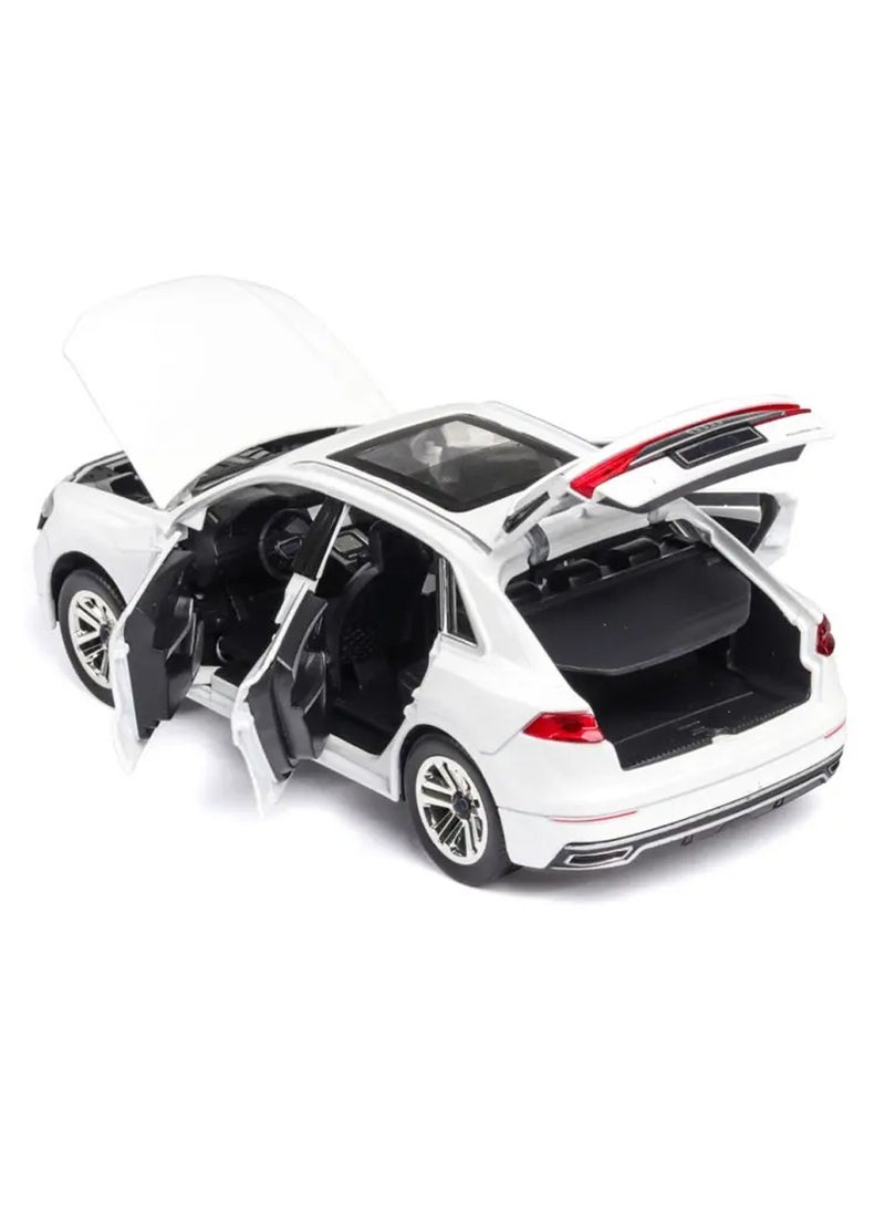 1:24 Scale Luxury SUV Die-Cast Model with Lights, Sound & Pull-Back Action