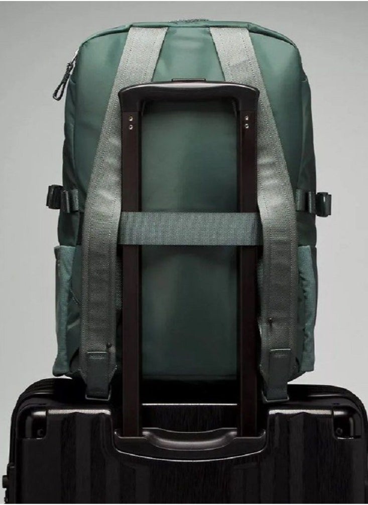 New Crew Backpack 22L *Logo