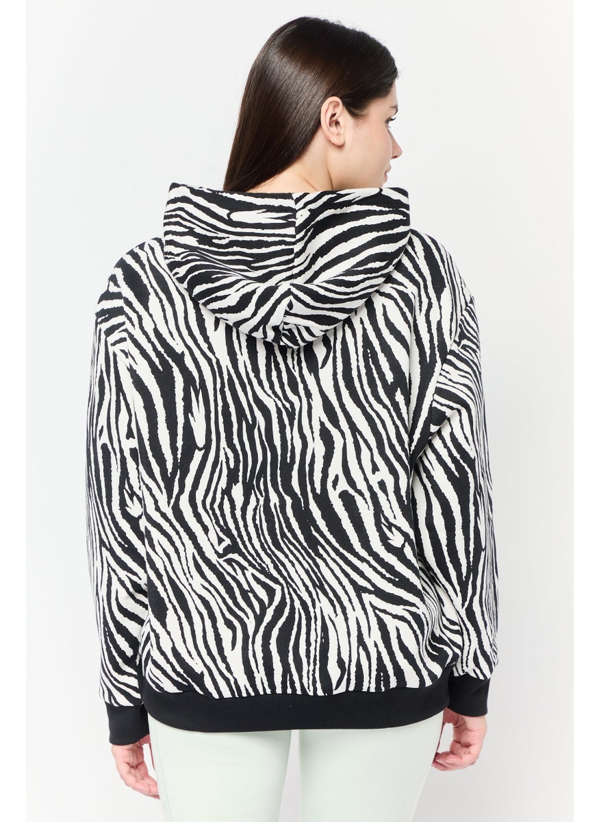 Women Sportswear Fit Long Sleeves Outdoor Sweatshirt, Multicolour