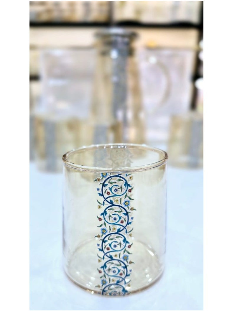 Stylish Glass Pitcher Set With Six Matching Tumblers Perfect For Serving Beverages Sleek Design With A Metal Lid And Handle Ideal For Modern Dining Setting