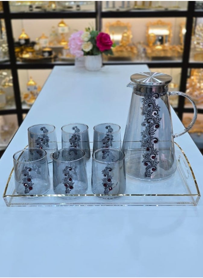Stylish Glass Pitcher Set With Six Matching Tumblers Perfect For Serving Beverages Sleek Design With A Metal Lid And Handle Ideal For Modern Dining Setting