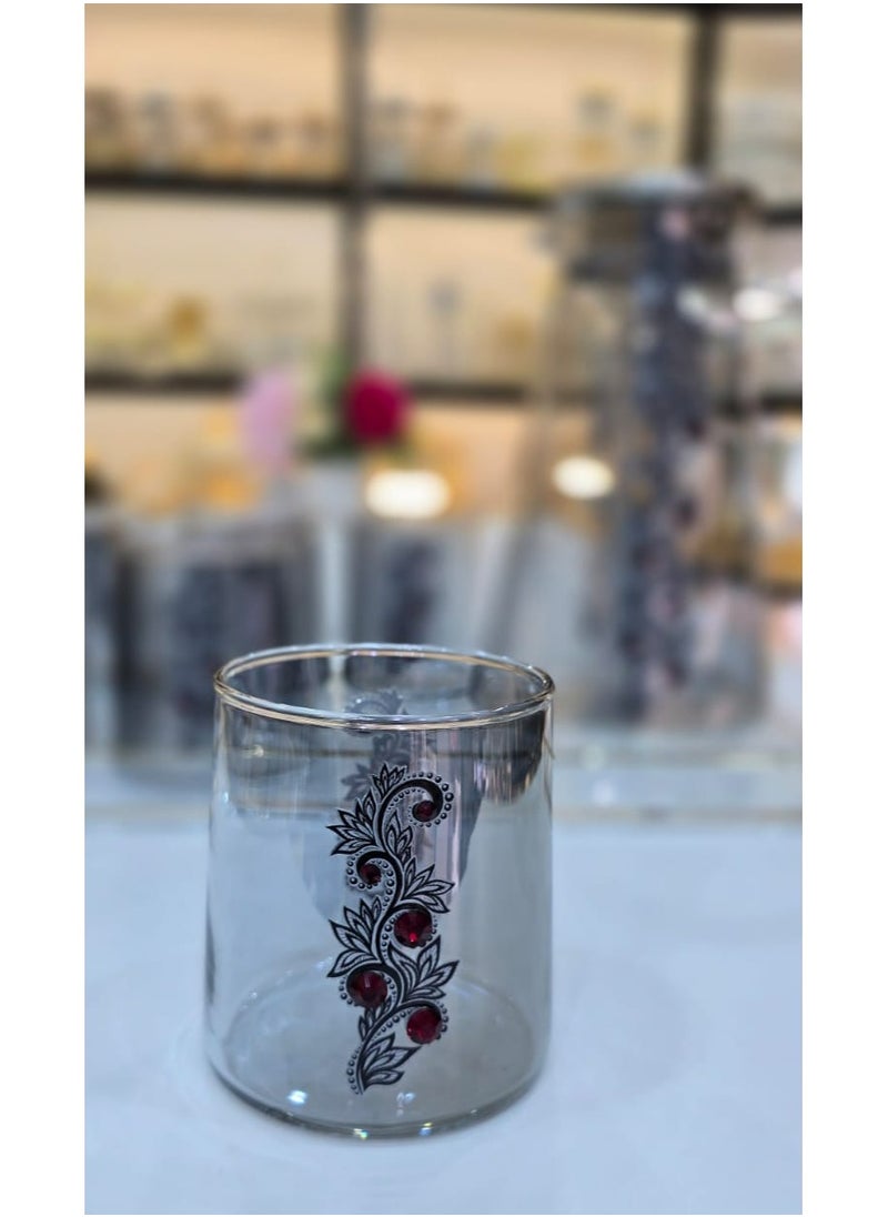 Stylish Glass Pitcher Set With Six Matching Tumblers Perfect For Serving Beverages Sleek Design With A Metal Lid And Handle Ideal For Modern Dining Setting